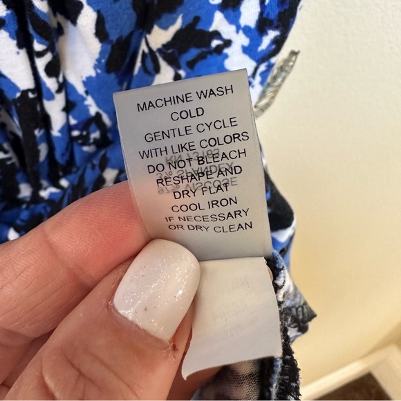 Cable & Gauge short sleeve cold shoulder top Sz M - Picture 5 of 8